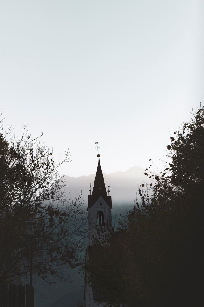 eberhard-grossgasteiger-qR4A0FPkyxE-unsplash